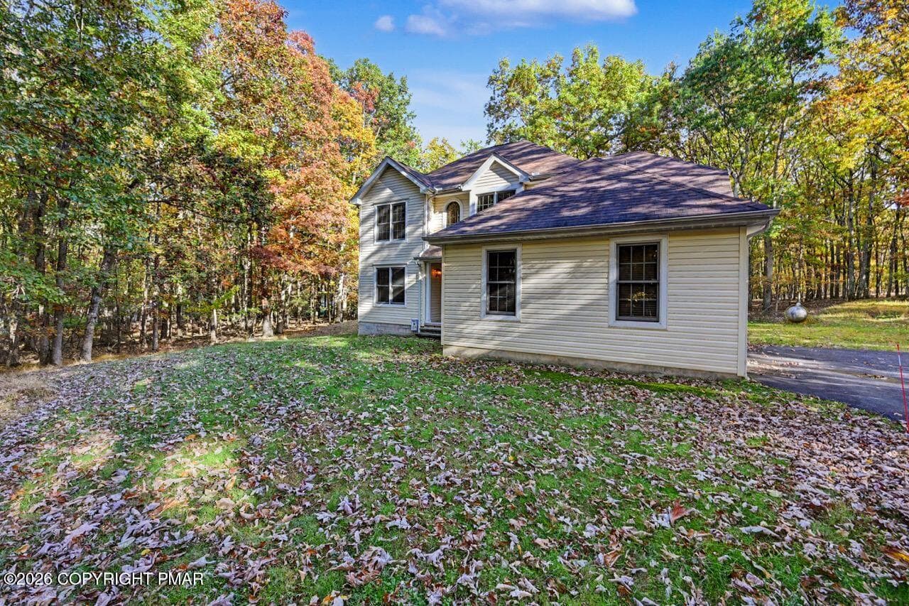 256 Pin Oak Rd 82 Large - 256 Pin Oak Road, Stroudsburg, PA 18360