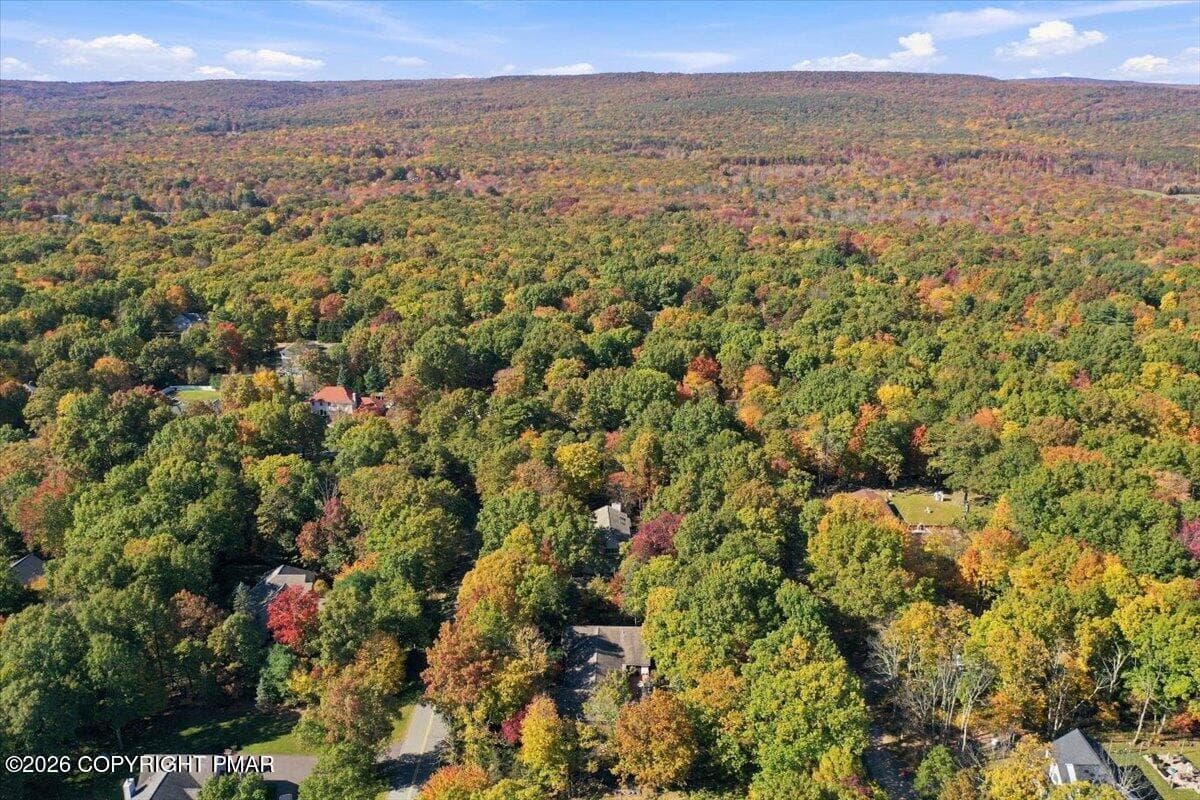 117-175_DJI_0926 - 233 Wyndham Drive, Cresco, PA 18326