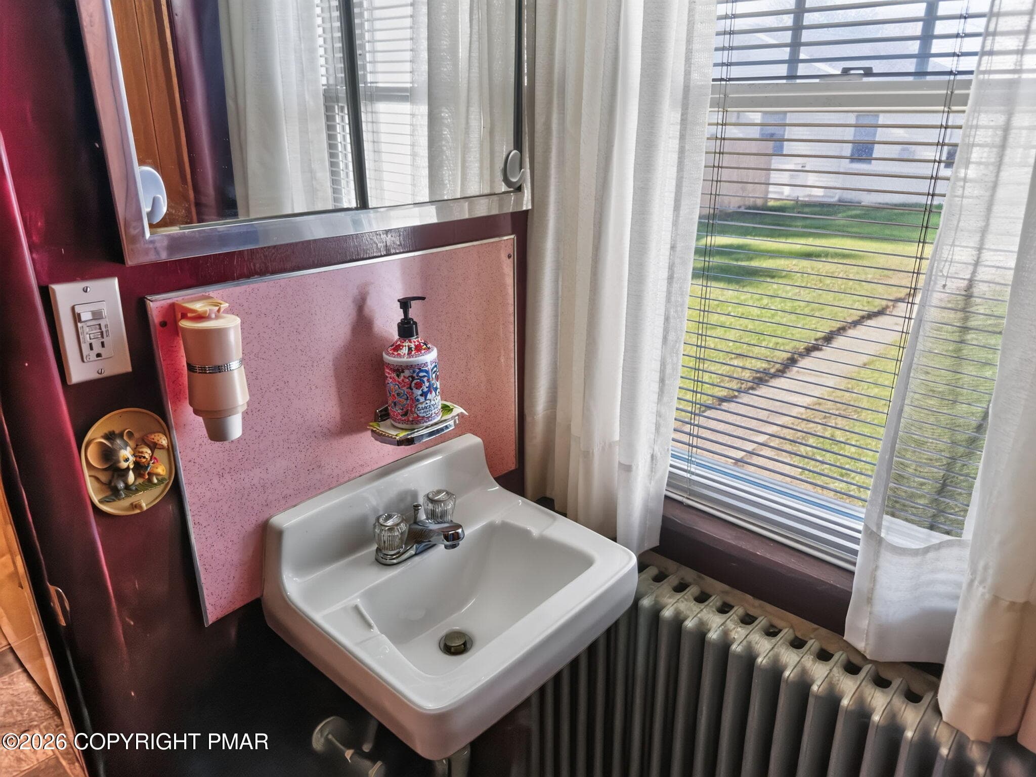 11 - 62 Dante Street, Roseto, PA 18013