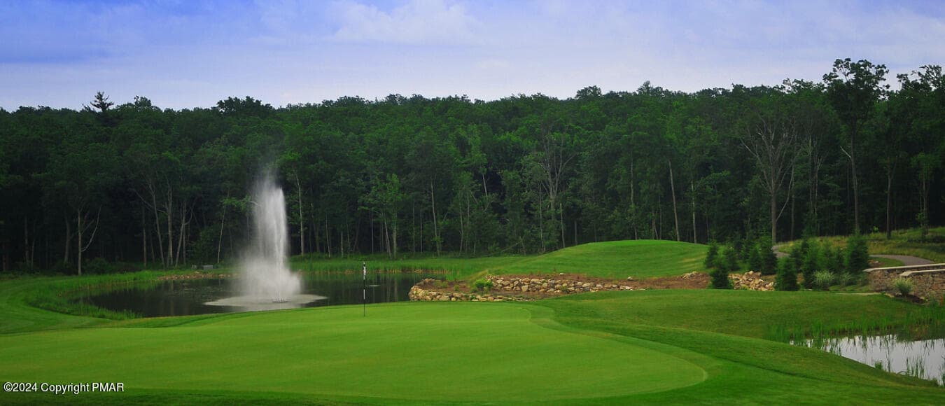Jack Frost National - 40 Alpine, Lake Harmony, PA 18624