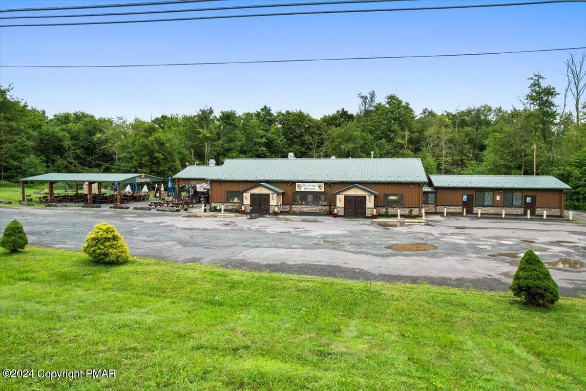 2136 Lake Ariel Highway, Lake Ariel, PA 18436