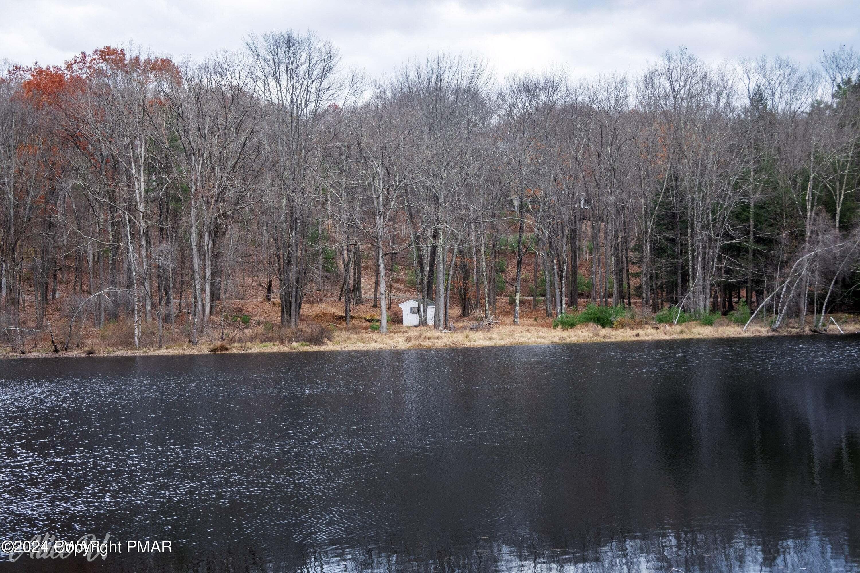 Hug 4 - Hidden Hollow, Hawley, PA 18428, Hawley