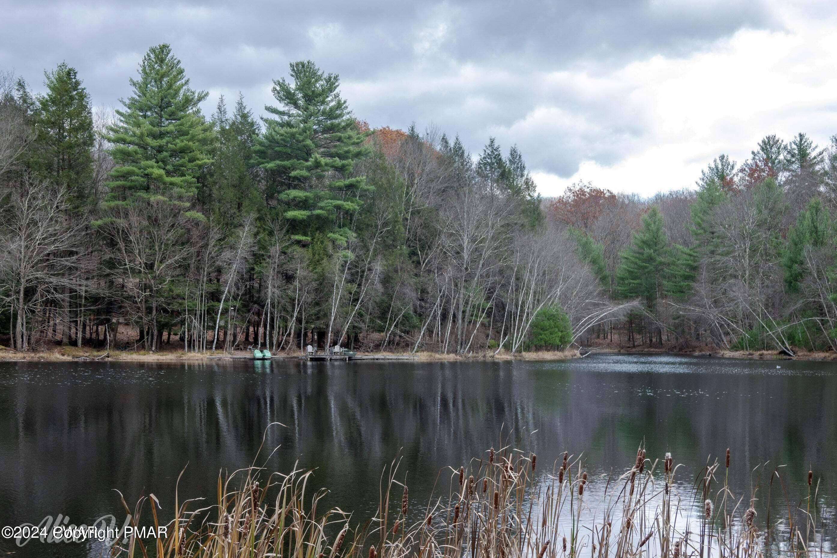 Hug 5 - Hidden Hollow, Hawley, PA 18428, Hawley