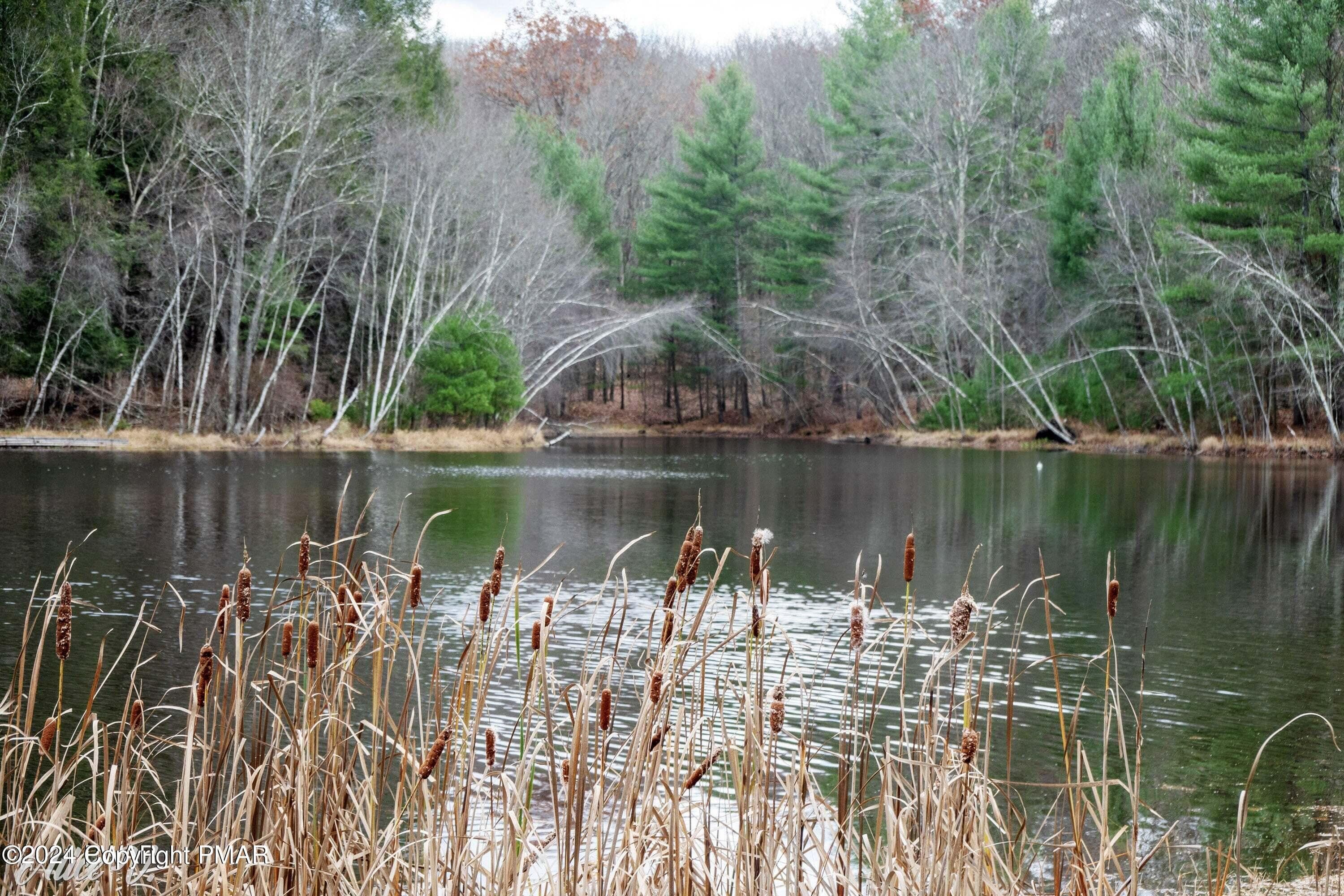 Hug 8 - Hidden Hollow, Hawley, PA 18428, Hawley