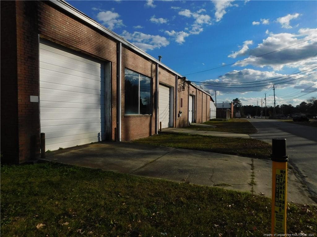 Photo 3 - 500 1st Street, Lumberton, NC 28358