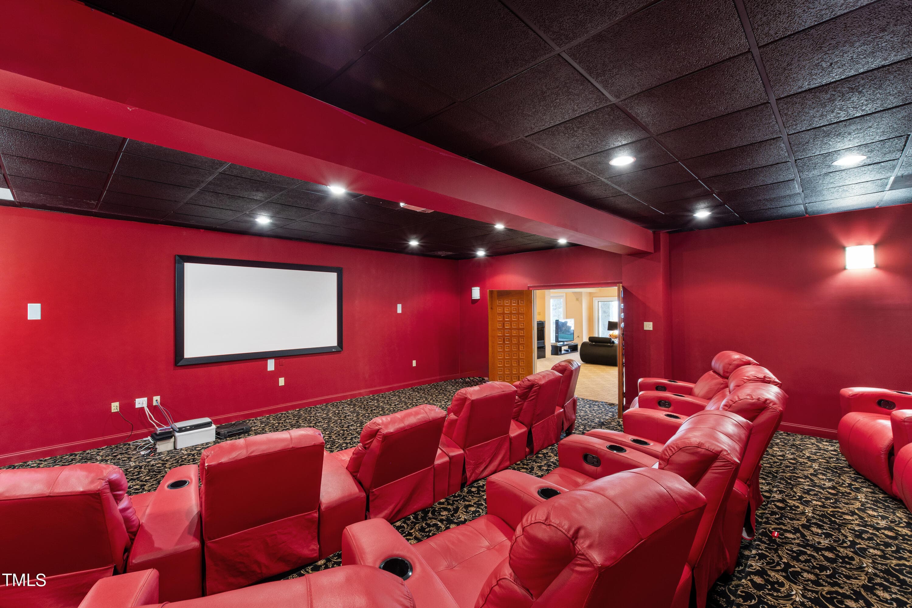 Theater 2 - 40002 Worth, Chapel Hill, NC 27517, Chapel Hill