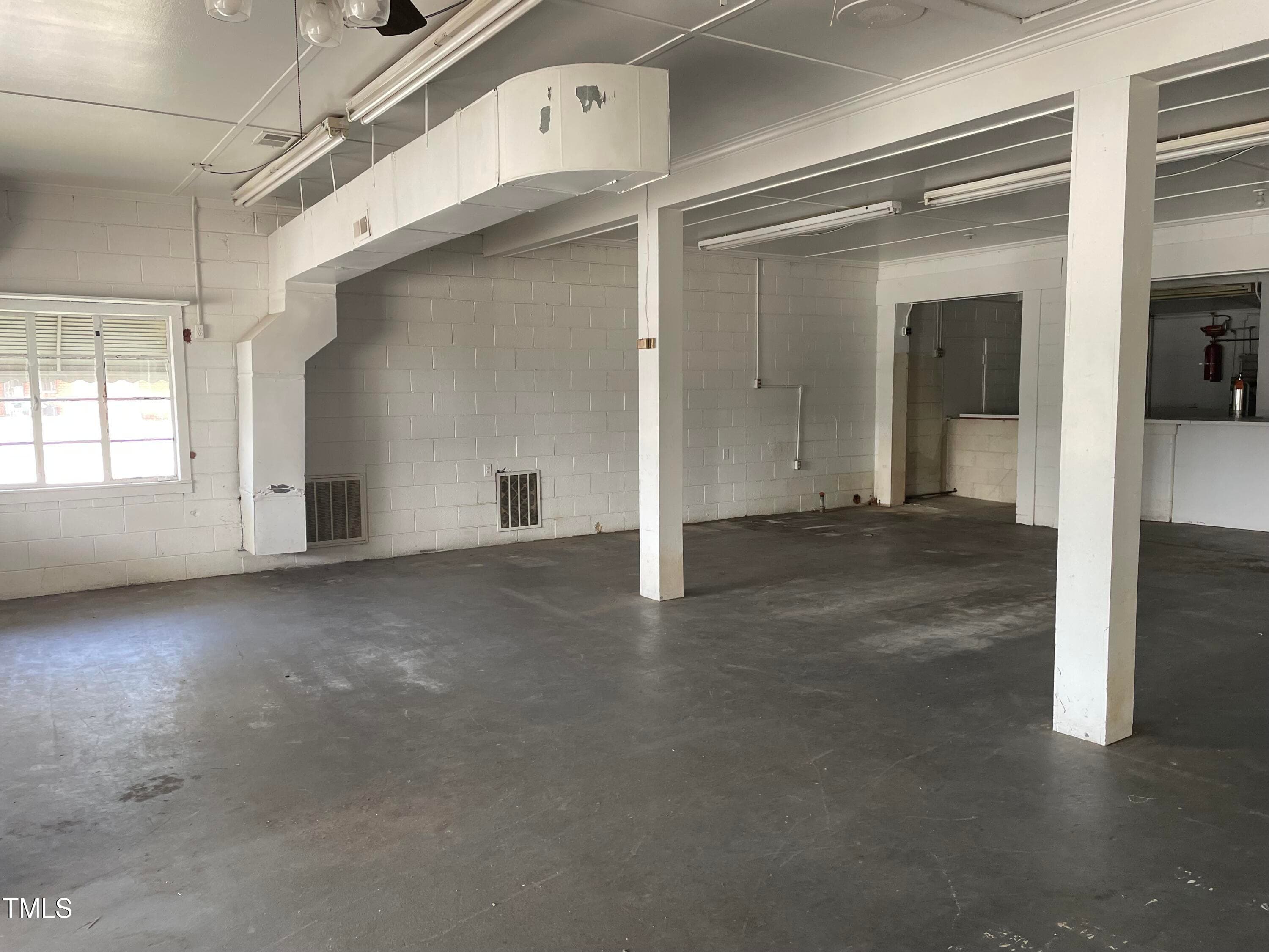 Garage - 9801 Ten-ten Road, Raleigh, NC 27603, Raleigh