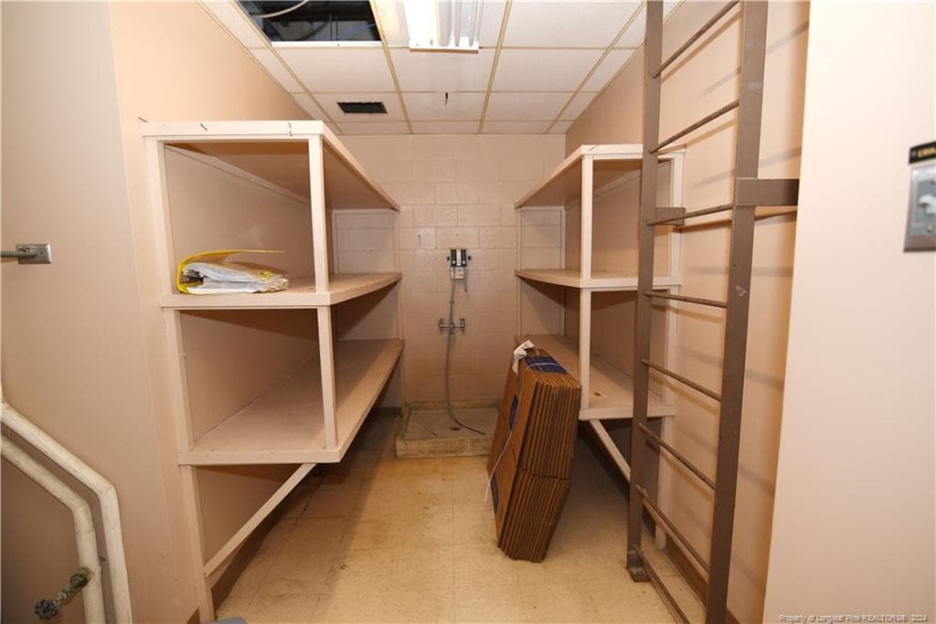 Photo 4 - 1212 S WALNUT Street S, Fairmont, NC 28340