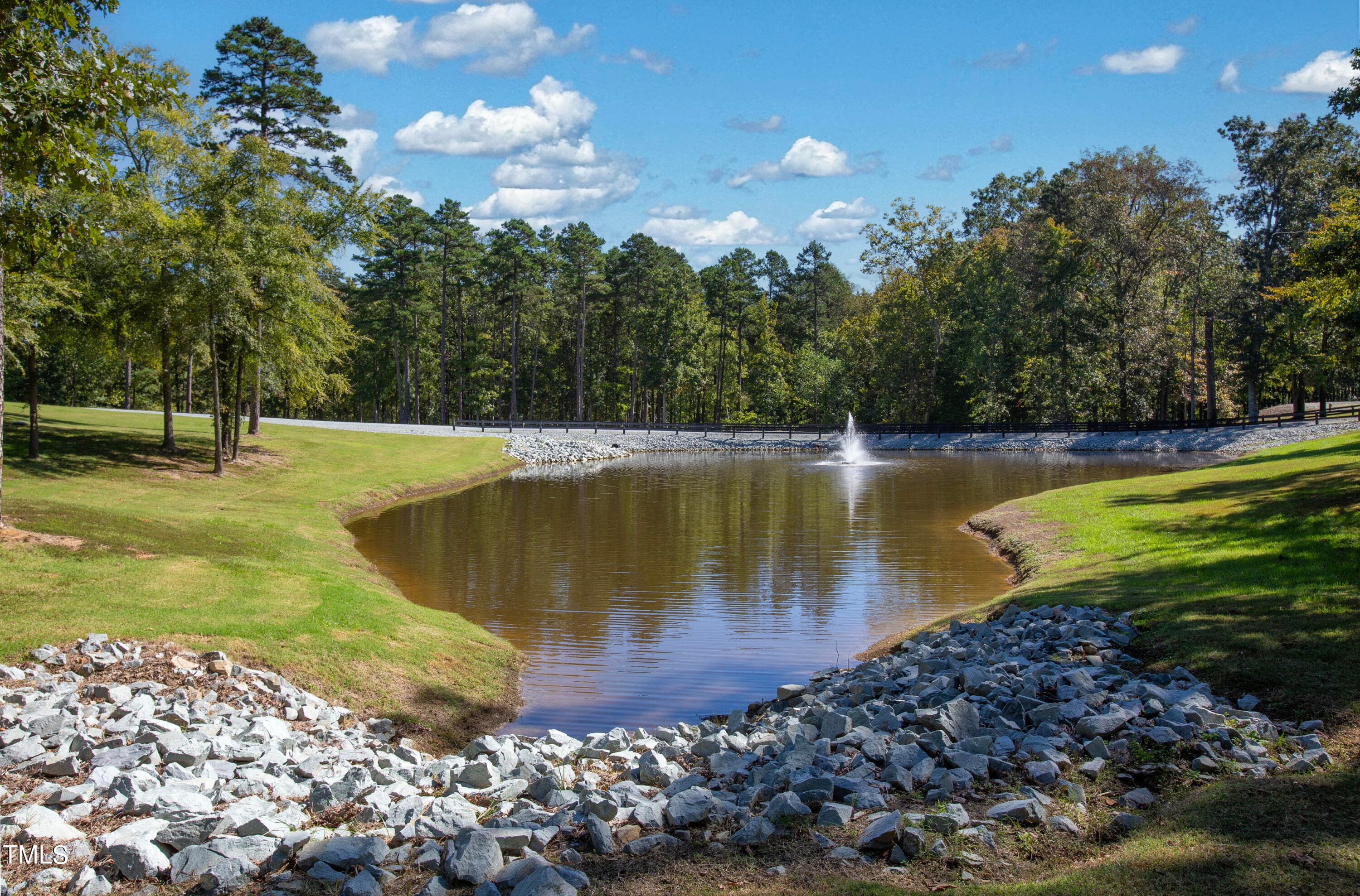Grounds 03 - 1879 Riverend Lane, Semora, NC 27343