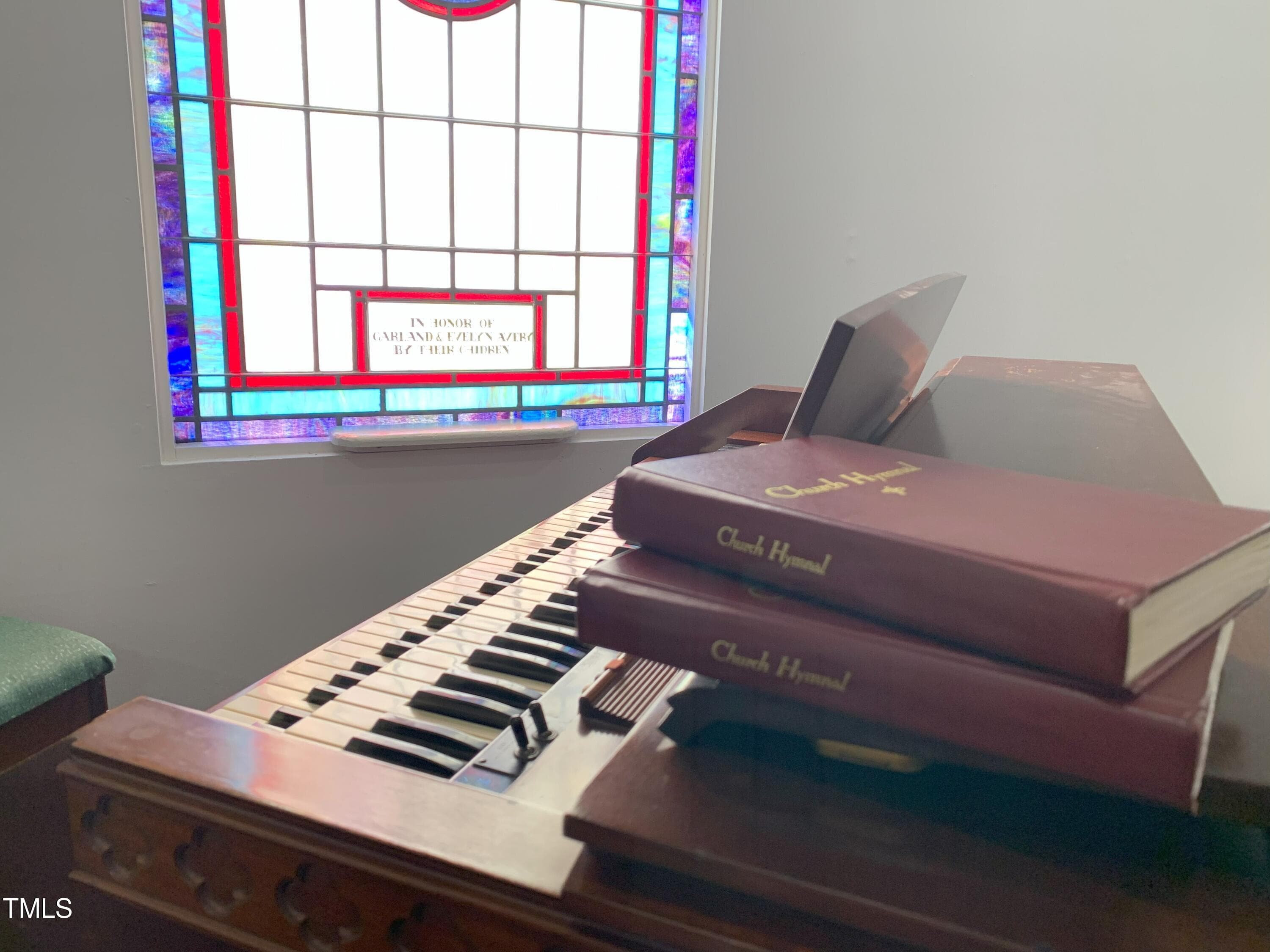Organ_Hymnals - 178 N Railroad Street, Coats, NC 27521