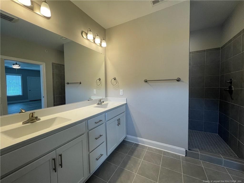 Photo 5 - 240 Gallery Drive 304, Spring Lake, NC 28390