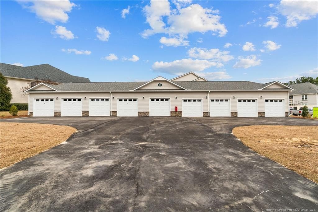 Photo 10 - 240 Gallery Drive 304, Spring Lake, NC 28390