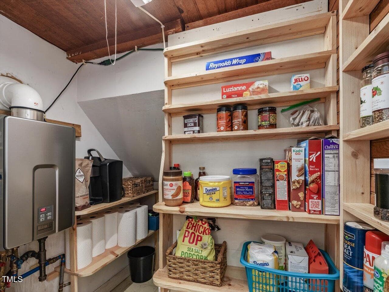 040-Pantry - 967 Bynum Road, Pittsboro, NC 27312, Pittsboro