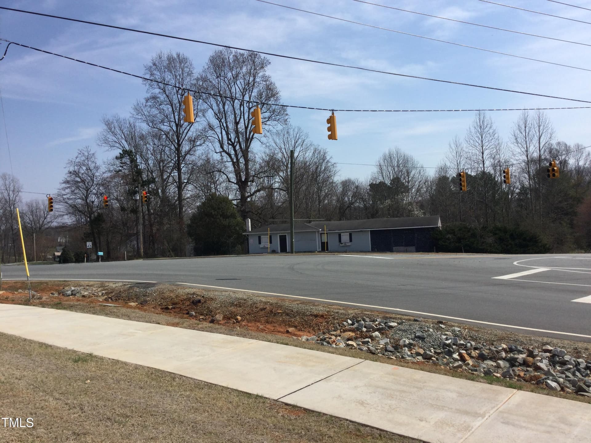 IMG_1544 - 4105 Old Hillsborough Road, Mebane, NC 27302
