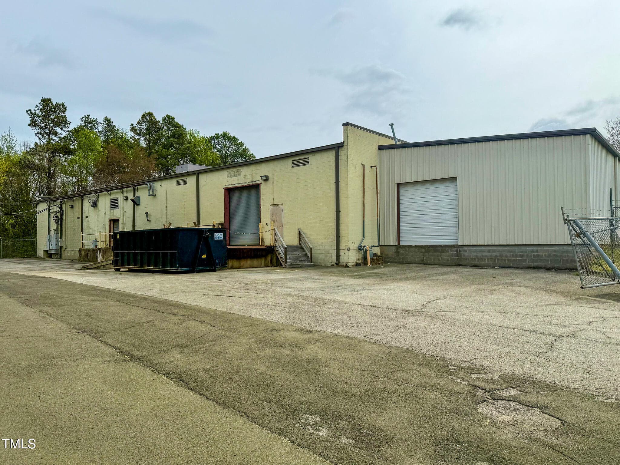 IMG_2635 - 601 N Madison Boulevard, Roxboro, NC 27573