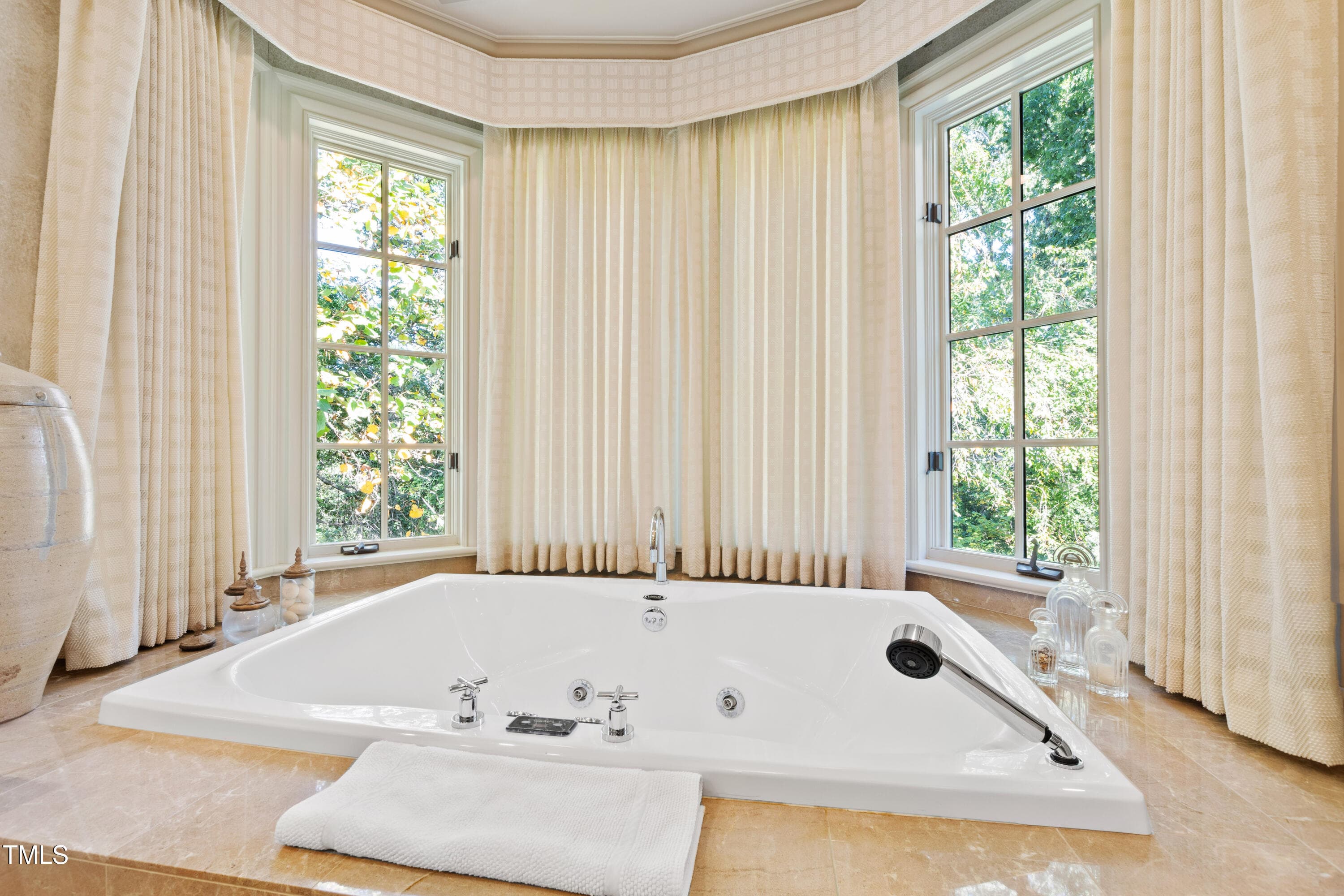 Primary Suite - 2658 Davis Street, Raleigh, NC 27608, Raleigh