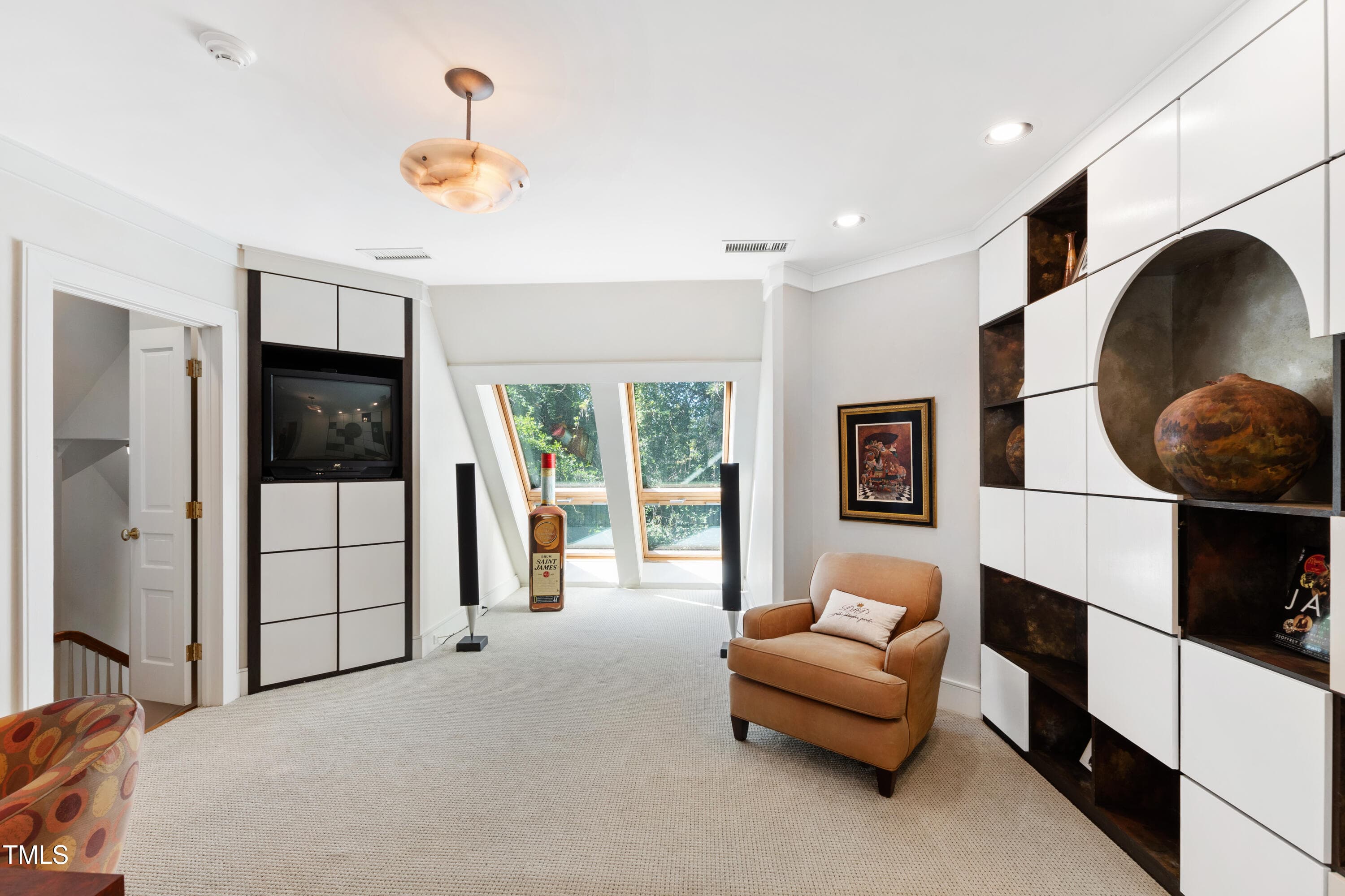 3rd Floor Office - 2658 Davis Street, Raleigh, NC 27608, Raleigh