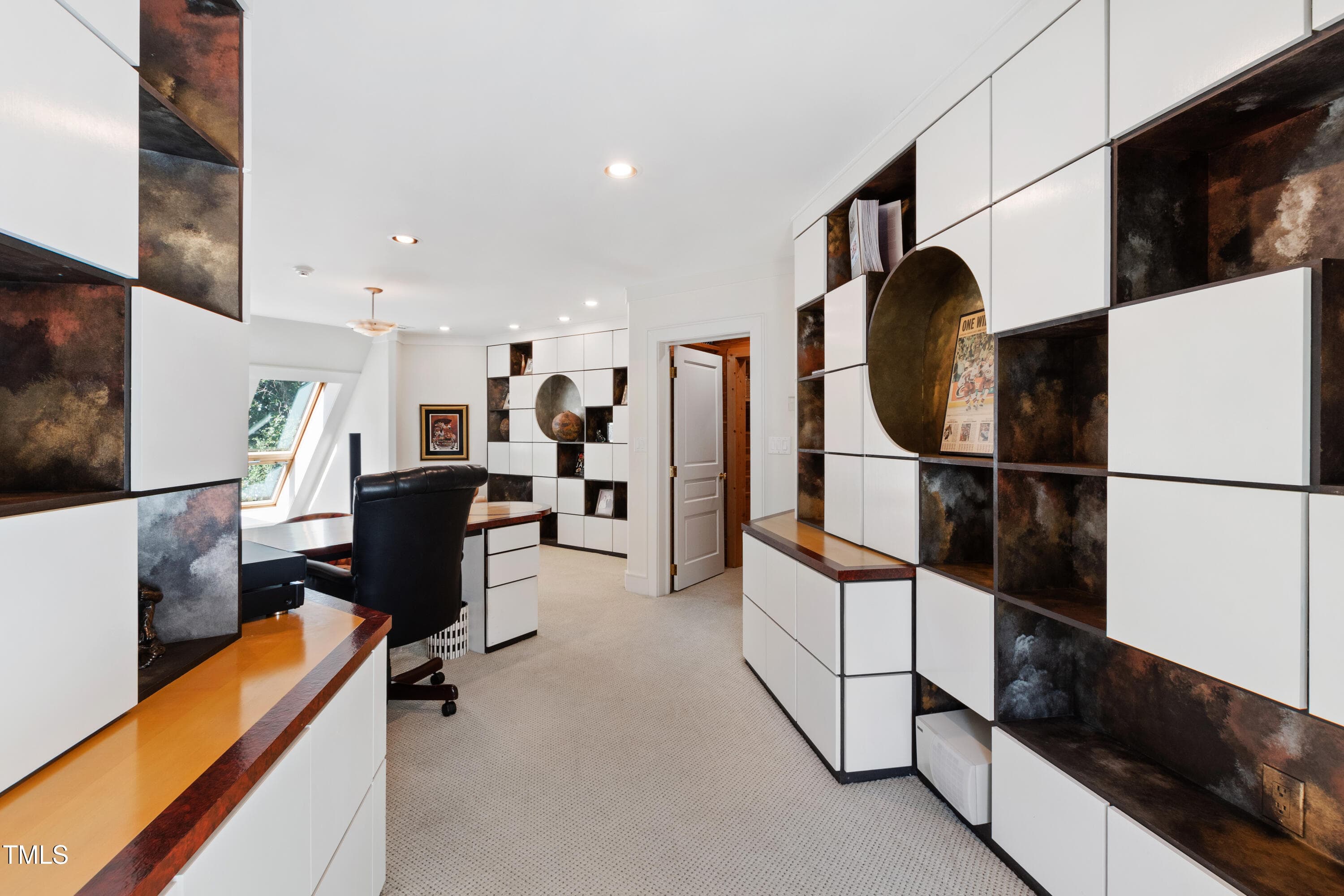 3rd Floor Office - 2658 Davis Street, Raleigh, NC 27608, Raleigh