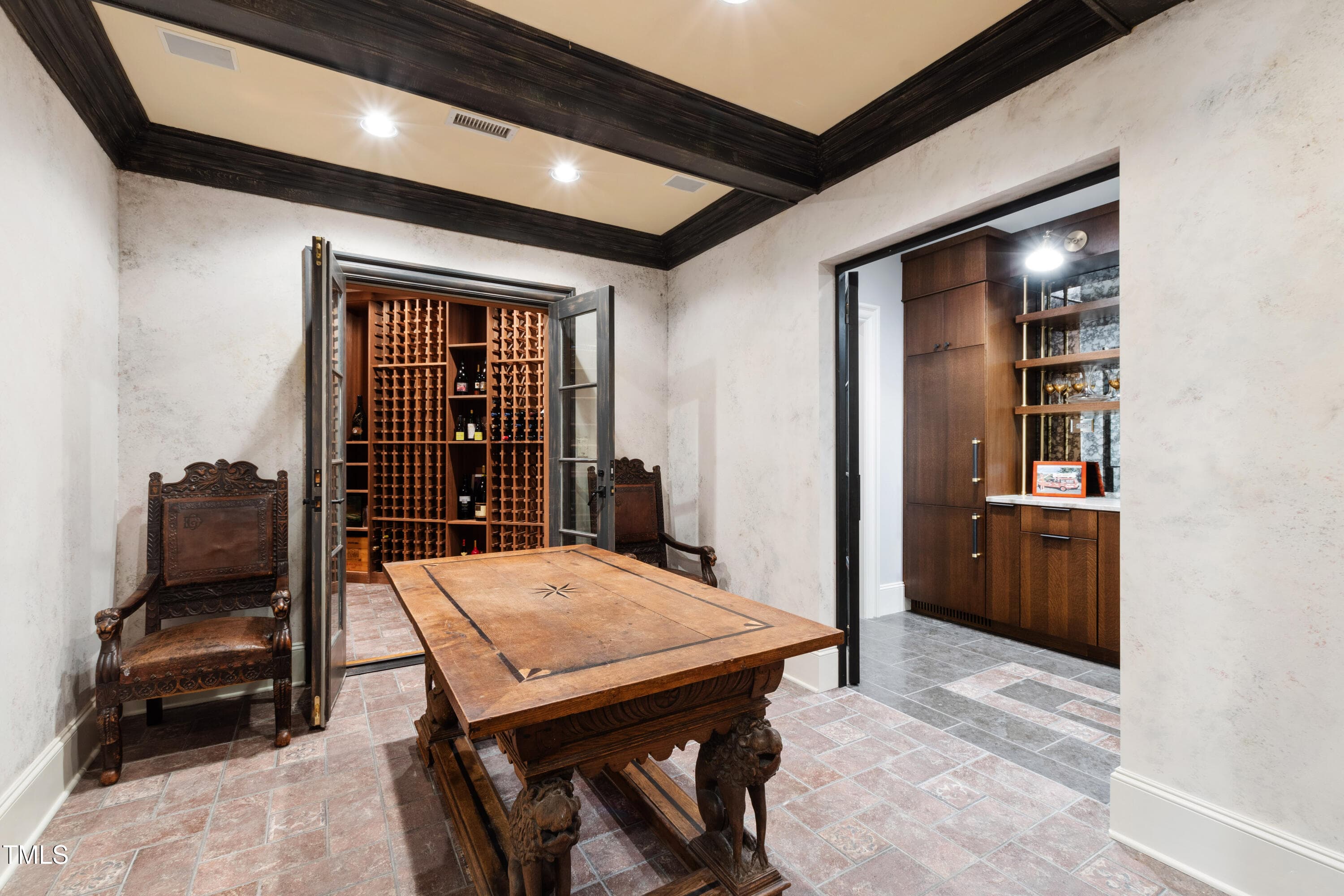 Tasting Room - 2658 Davis Street, Raleigh, NC 27608, Raleigh