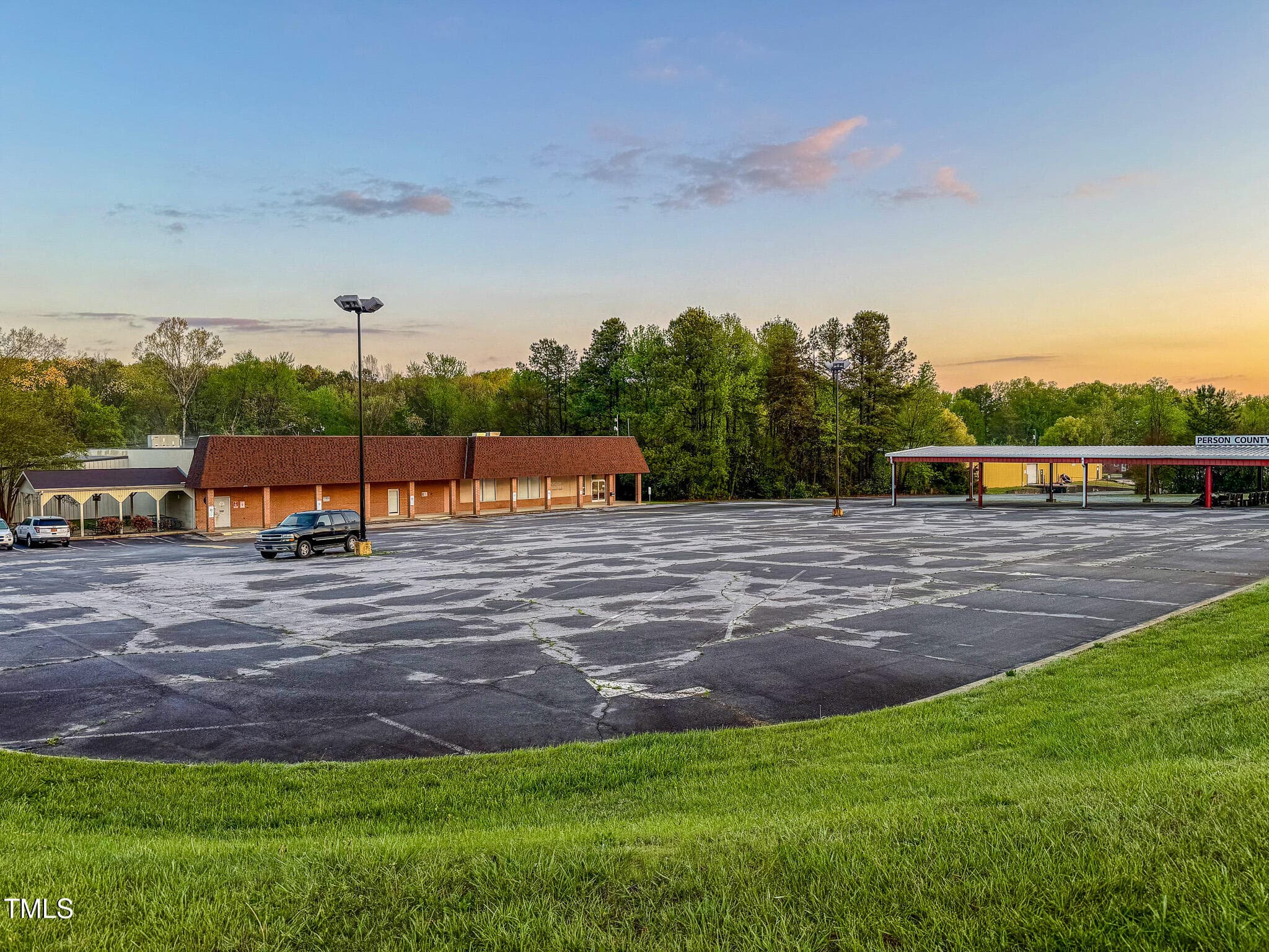 IMG_0242 - 601 N Madison Boulevard, Roxboro, NC 27573