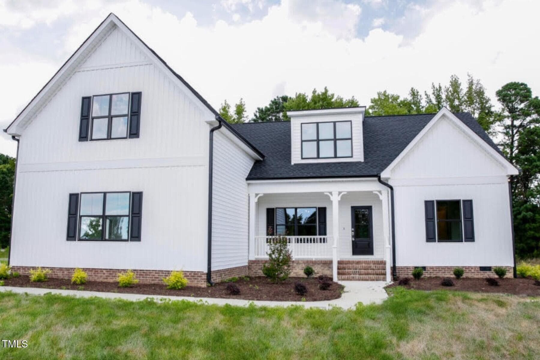 155 Diamond Creek Drive, Zebulon, NC 27597