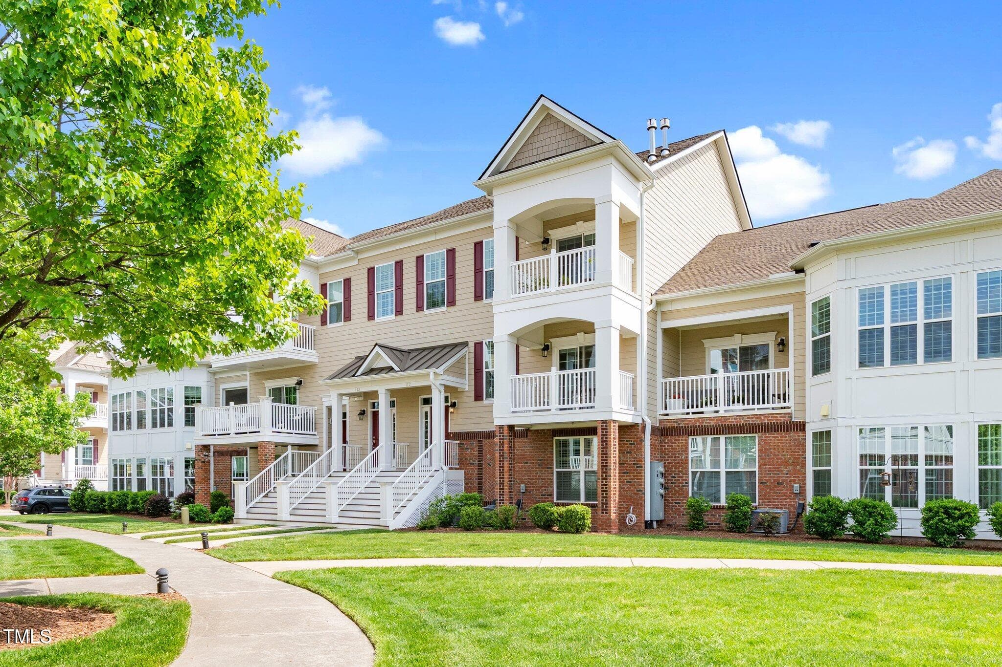 10530 Sablewood Drive 112, Raleigh, NC 27617