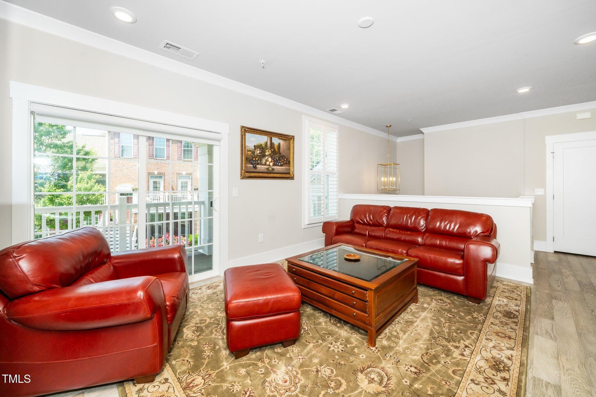 21-web-or-mls-10530 Sablewood (3 of 12) - 10530 Sablewood Drive 112, Raleigh, NC 27617, Raleigh