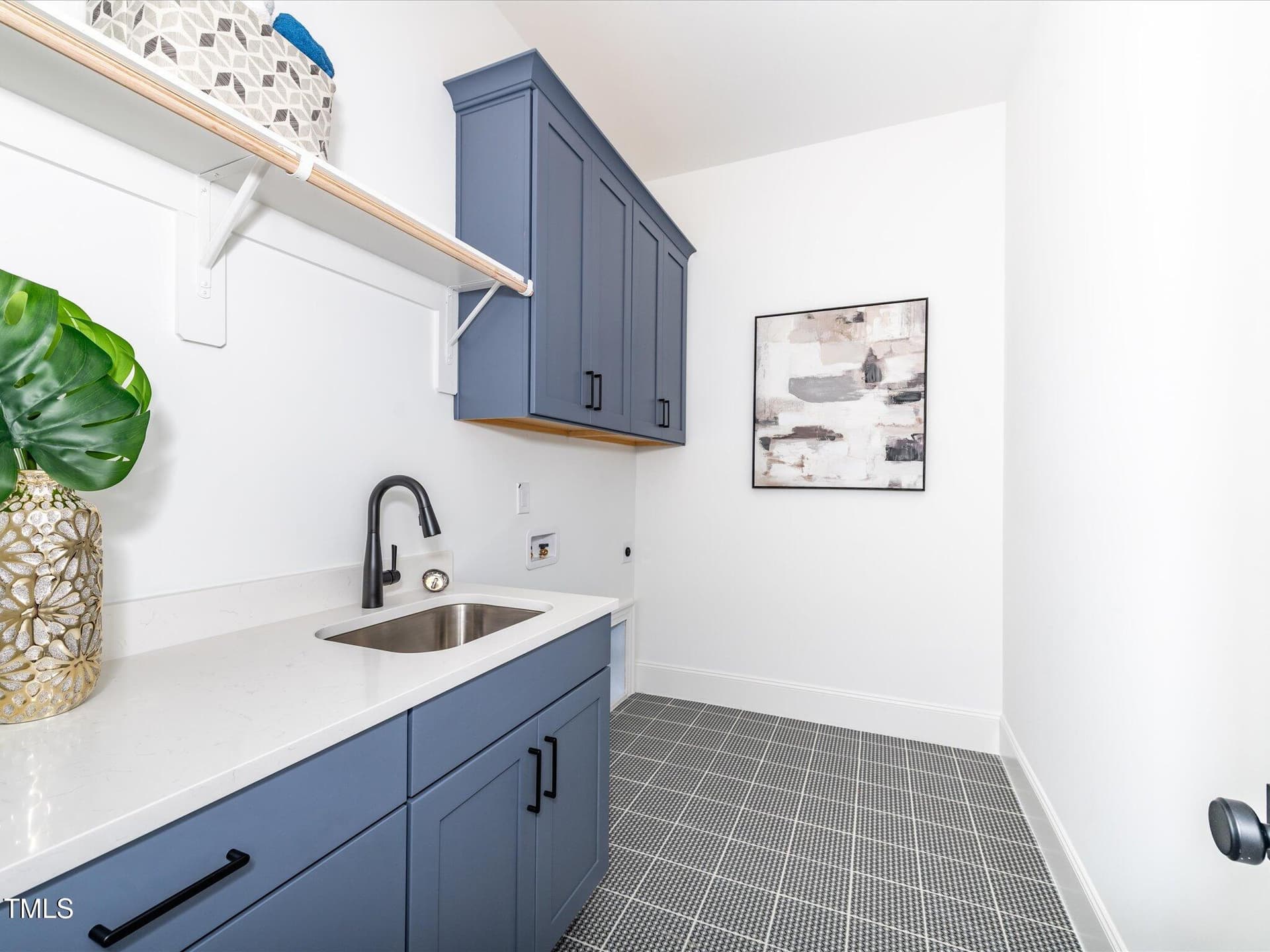 Laundry - 122 W Beech Slope Court, Chapel Hill, NC 27517