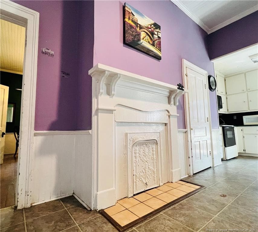 Photo 11 - 208 S Bond Street, Rowland, NC 28383