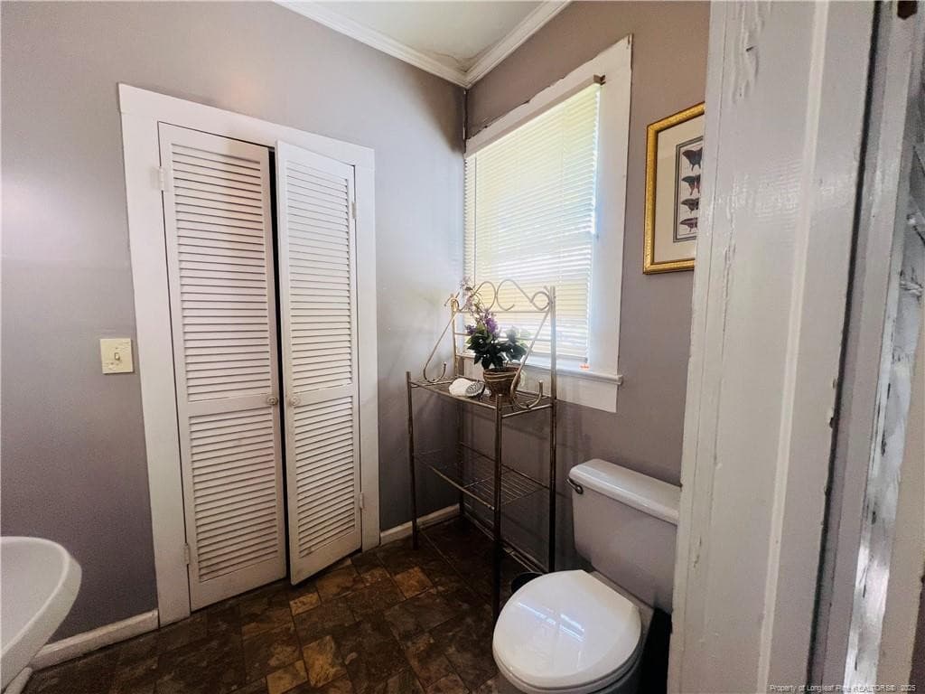 Photo 13 - 208 S Bond Street, Rowland, NC 28383
