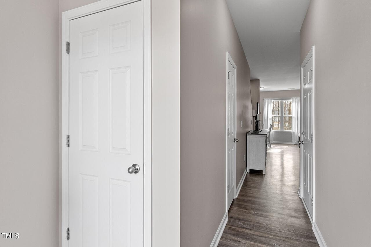 DurhamFoyer - 878 John Street, Clayton, NC 27520