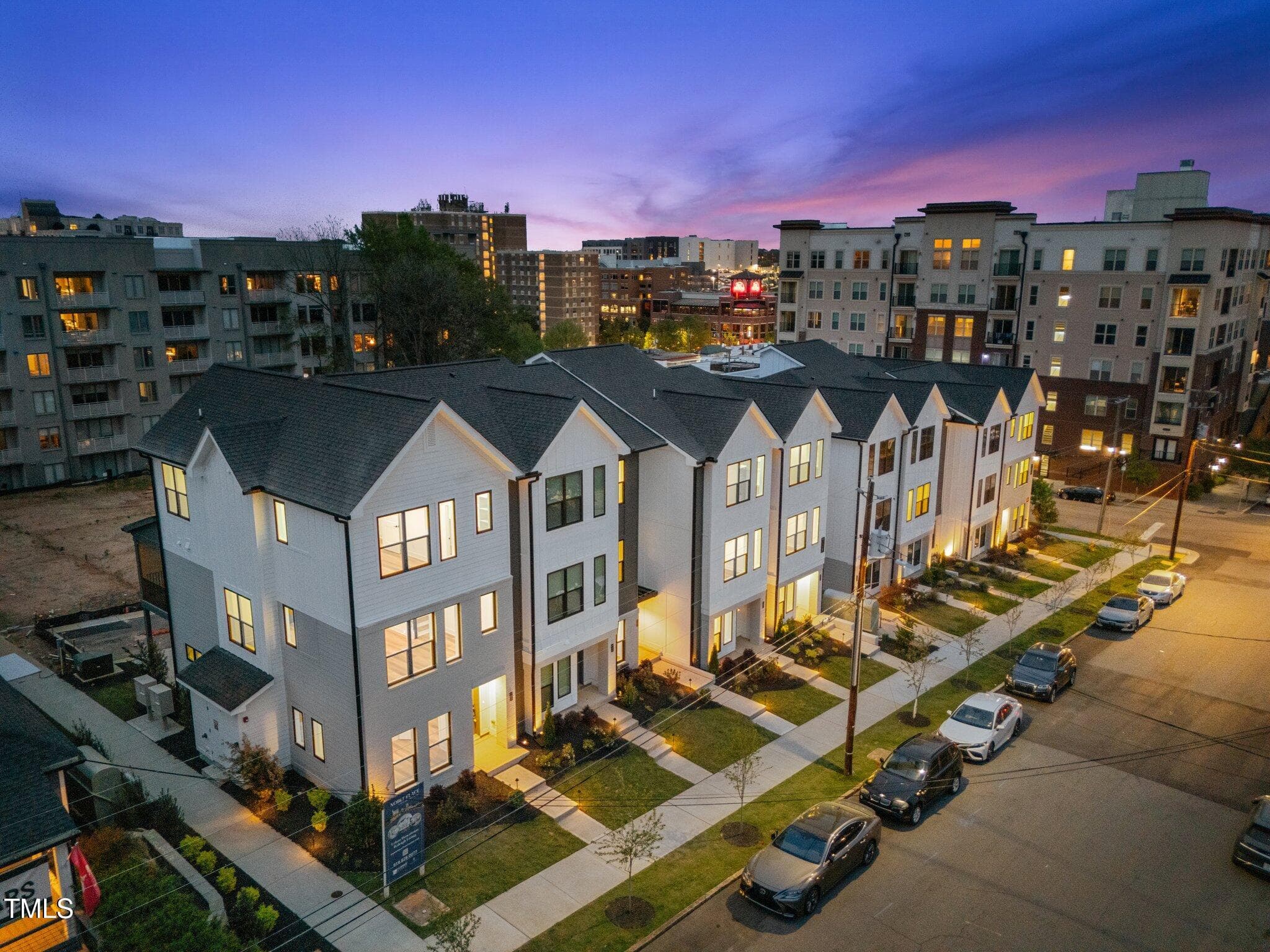 Noble Place Townhomes - 710 W North Street 102, Raleigh, NC 27603, Raleigh