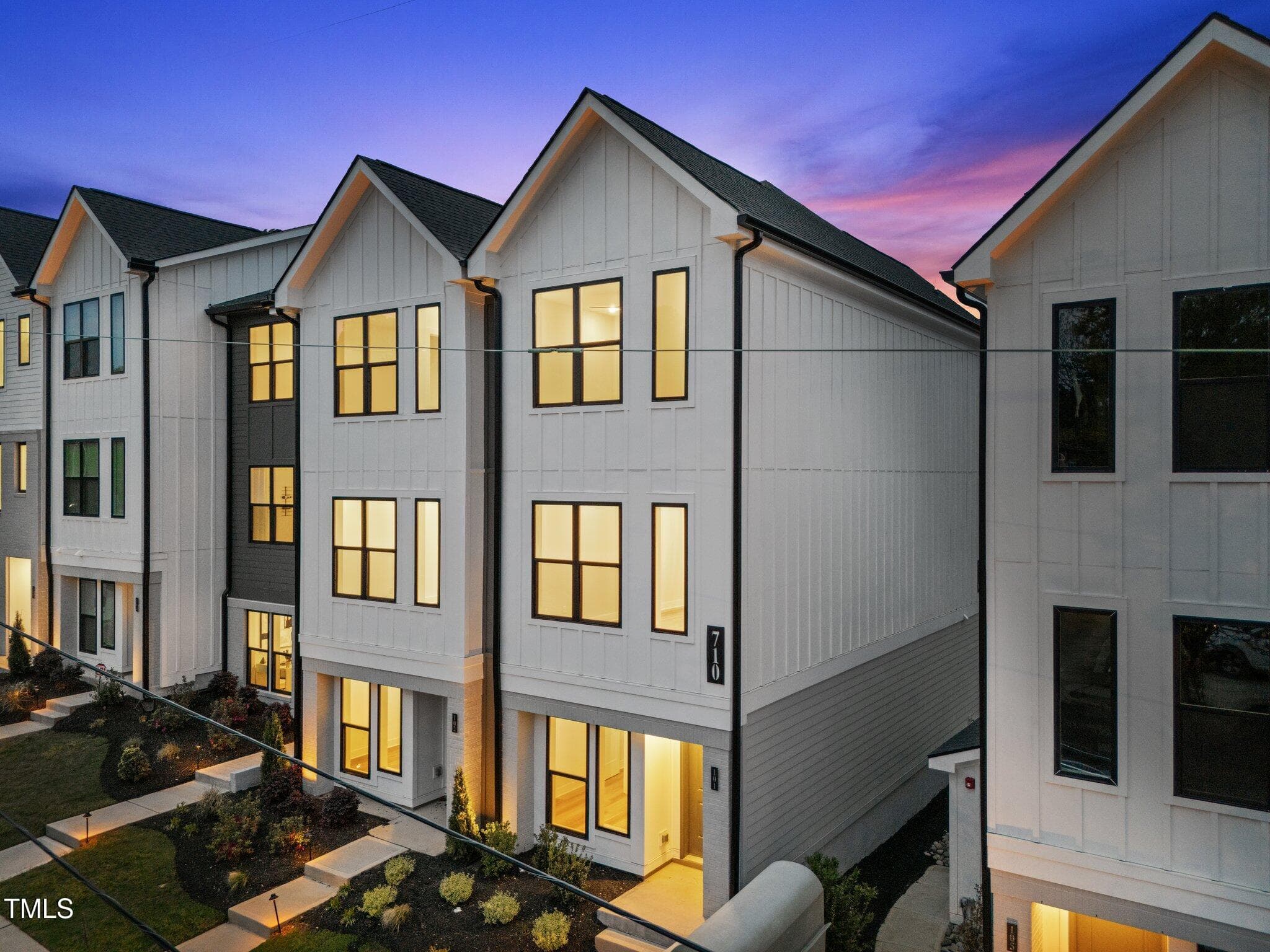 Exterior Front - 710 W North Street 101, Raleigh, NC 27603, Raleigh