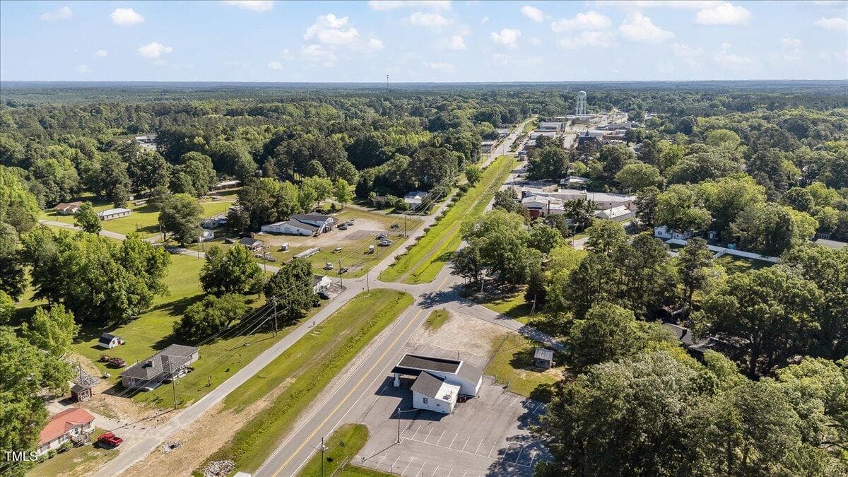 05-Finished 300 N Main St-4 - 300 W North Main Street, Littleton, NC 27850, Littleton