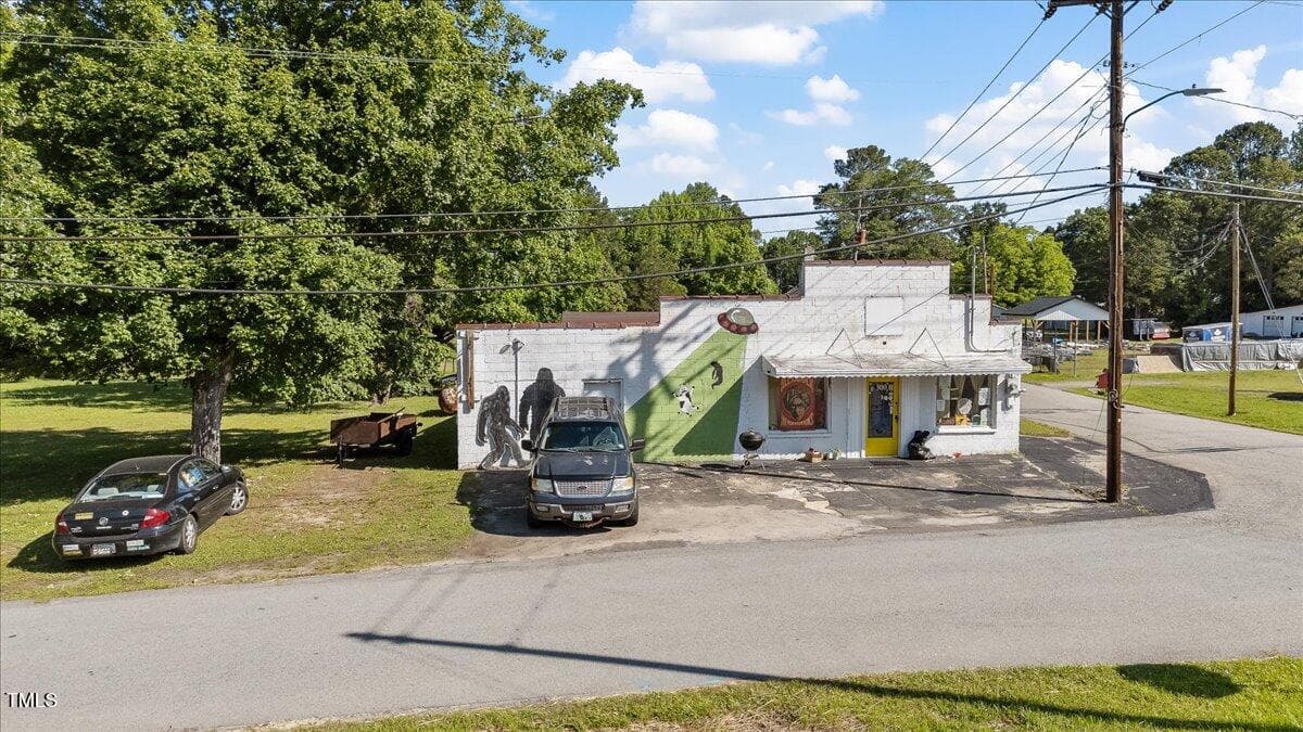 06-Finished 300 N Main St-5 - 300 W North Main Street, Littleton, NC 27850, Littleton