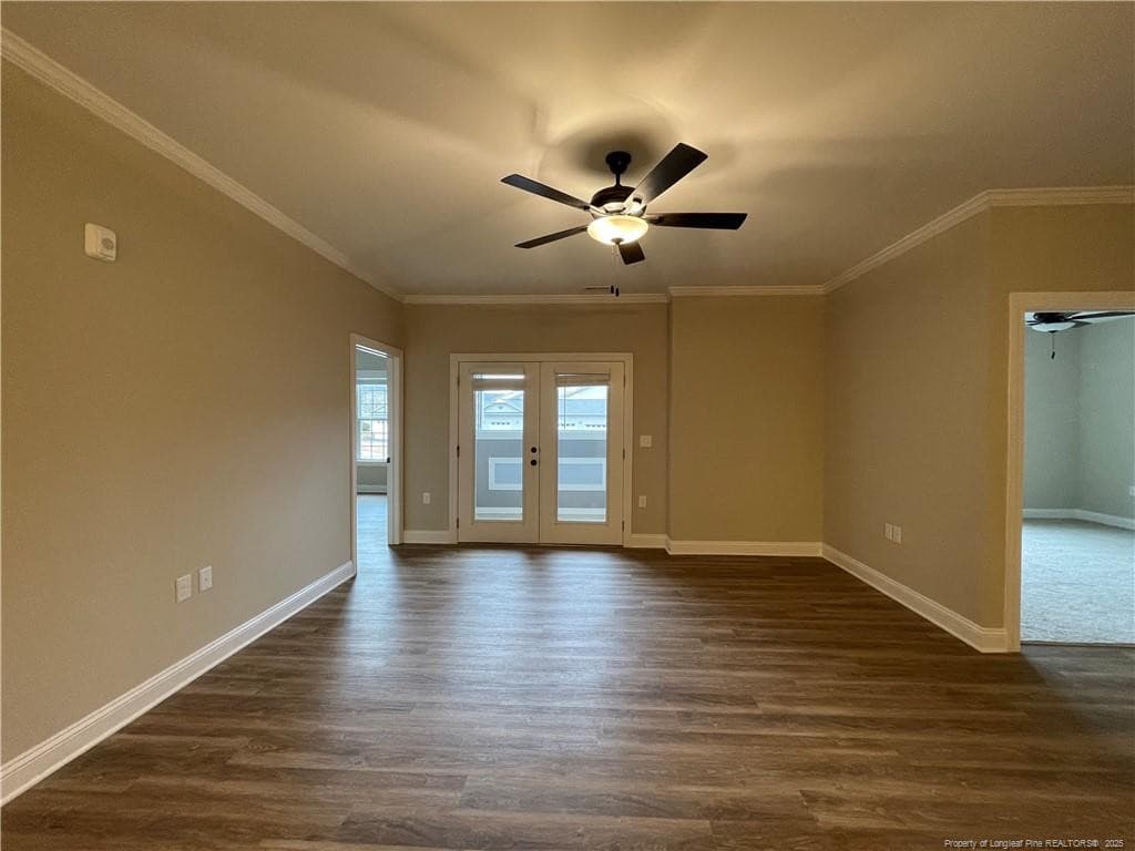 Photo 8 - 220 Gallery Drive 201, Spring Lake, NC 28390