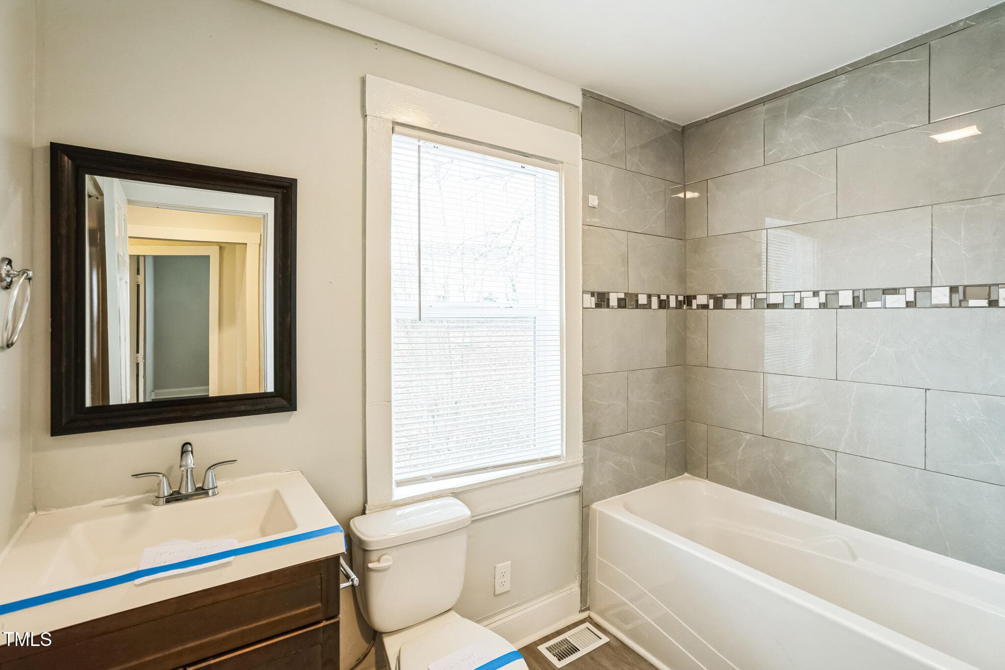 2400_Dorety_Pl_Raleigh_NC_27604_USA-Bath - 2400 Dorety Place, Raleigh, NC 27604