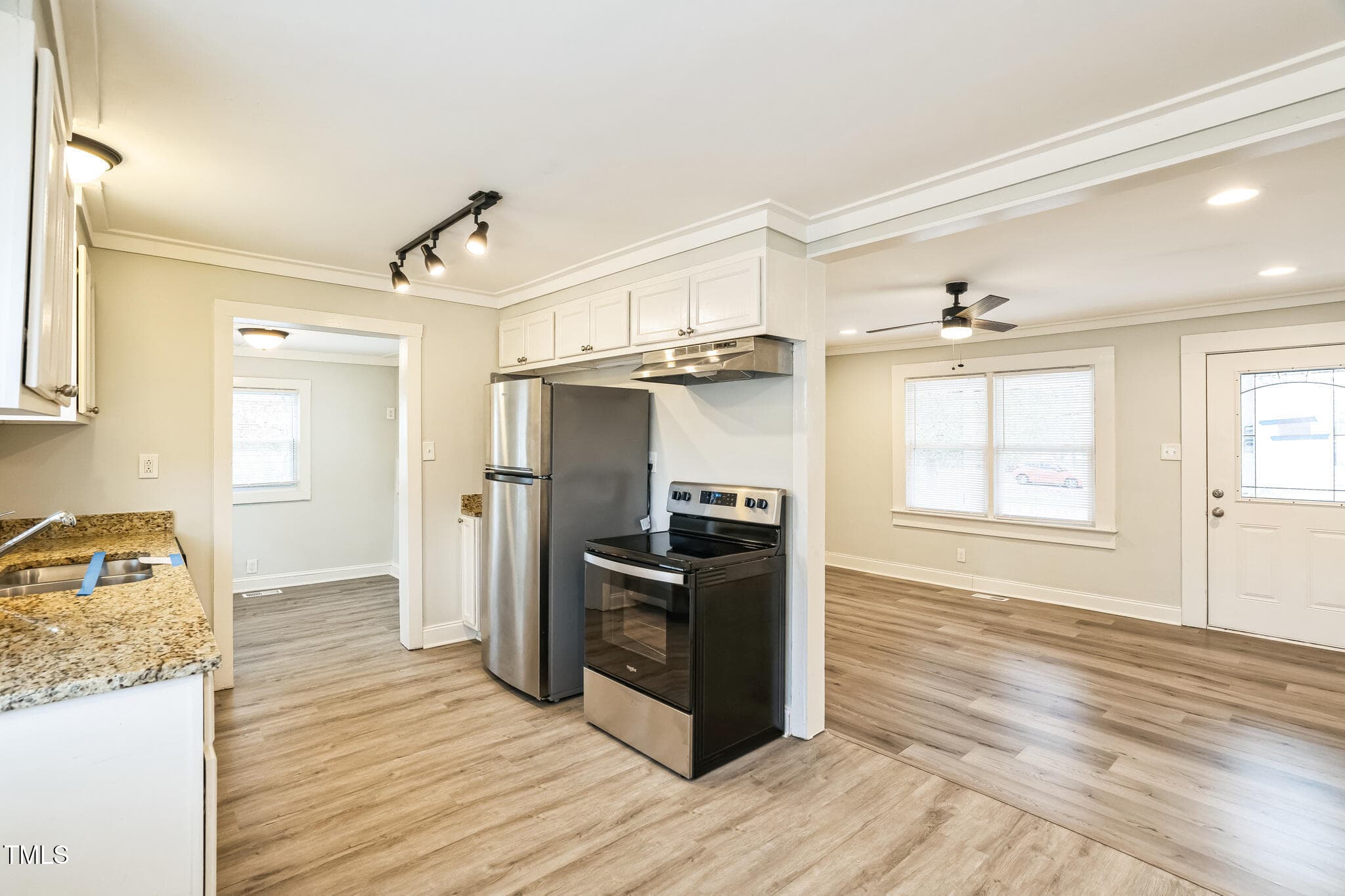 2400_Dorety_Pl_Raleigh_NC_27604_USA-Kitc - 2400 Dorety Place, Raleigh, NC 27604