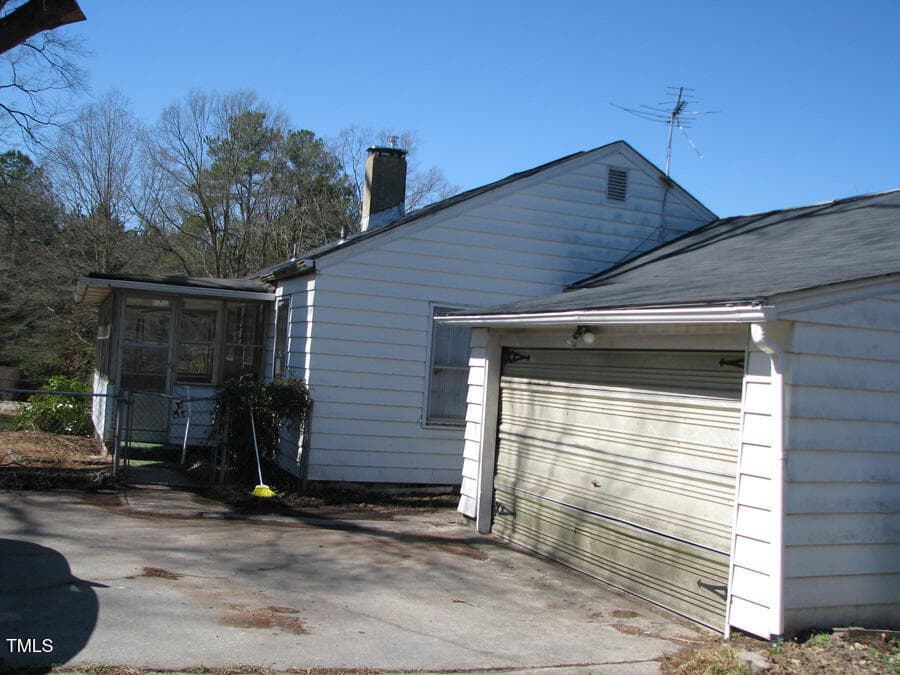 IMG_4561 - 2206 E Club Boulevard, Durham, NC 27704, Durham