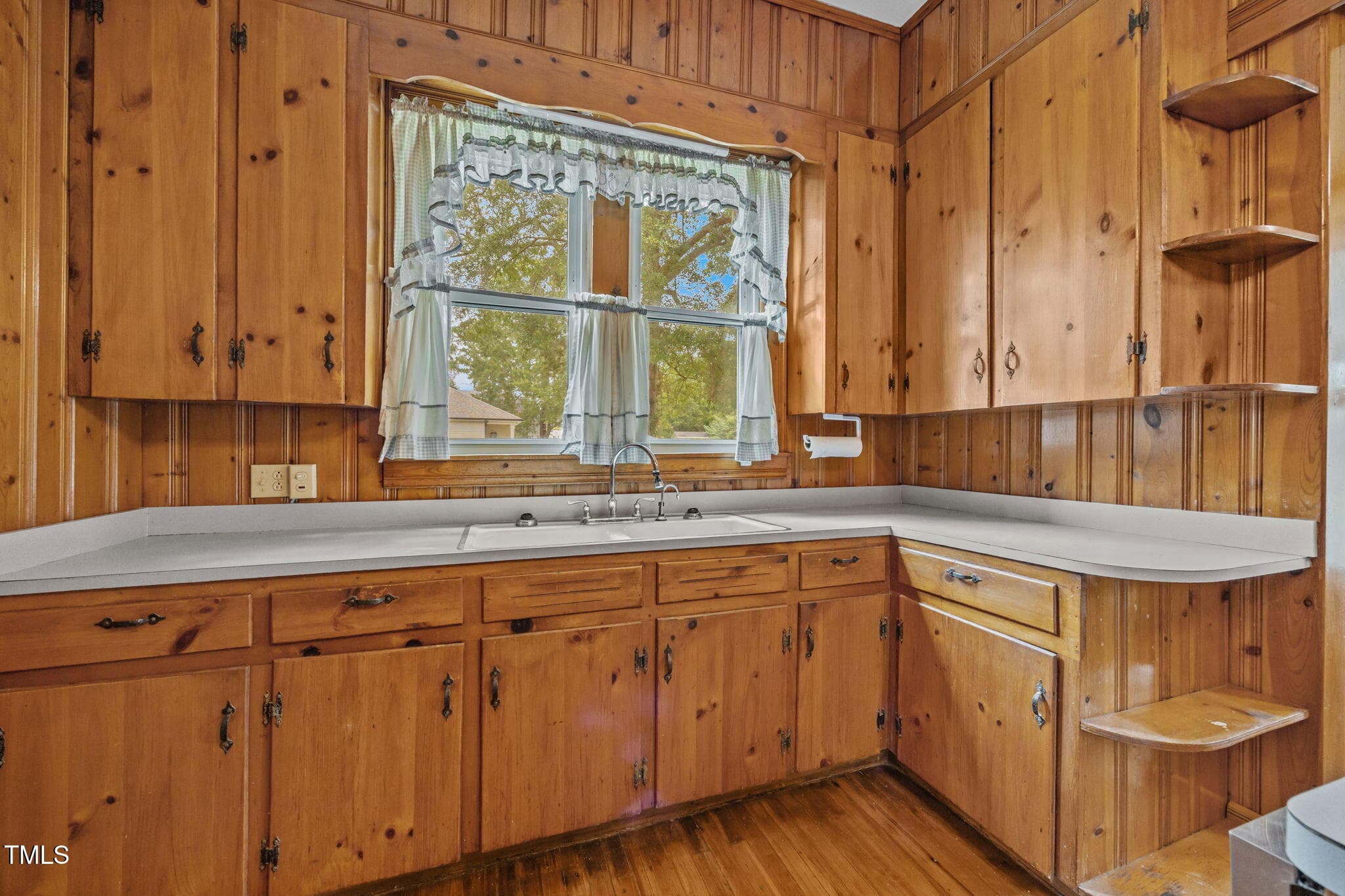 45-web-or-mls-IMG_4318 - 301 E H Street, Erwin, NC 28339