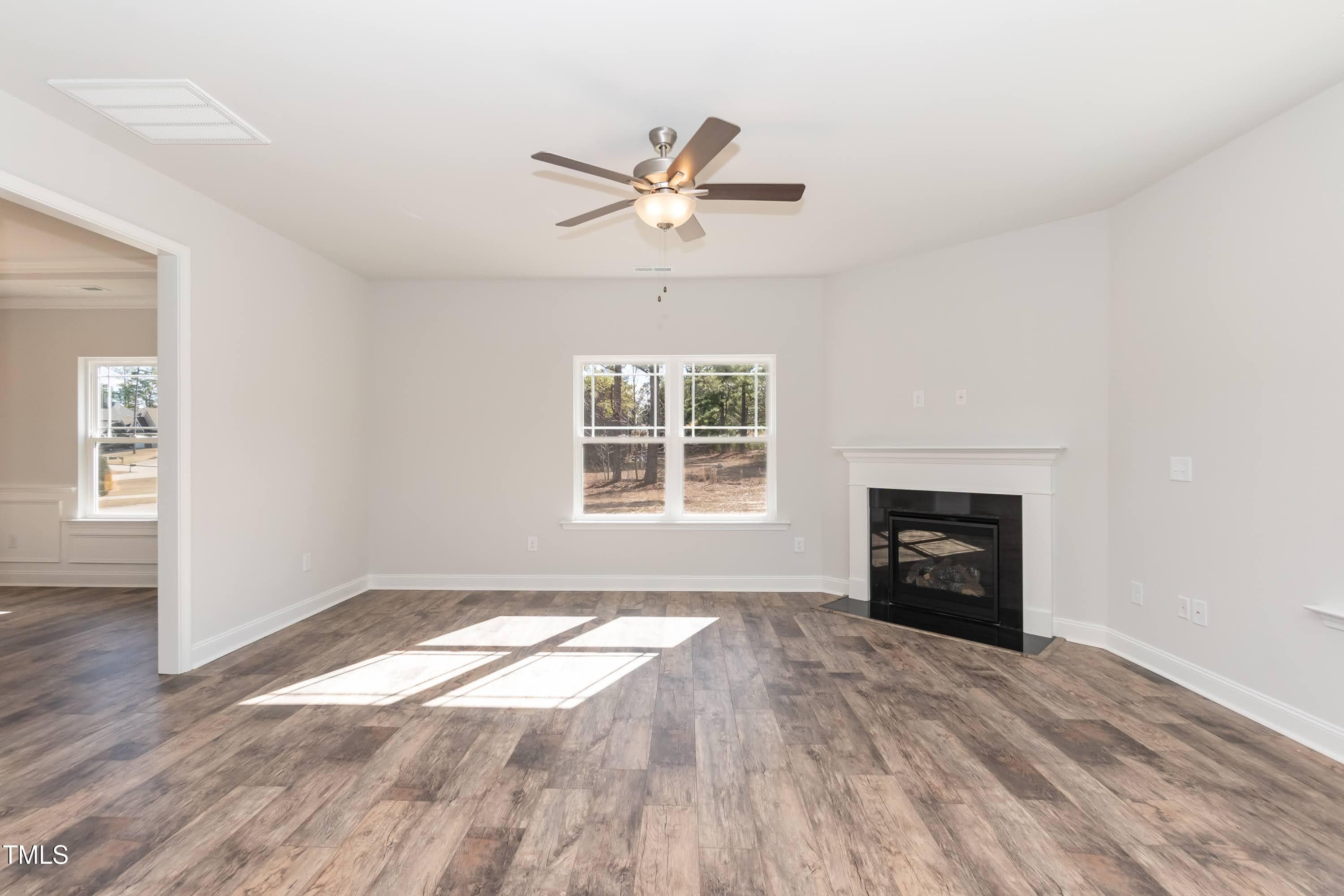 Living 03 - 243 Lake Edge Drive, Lillington, NC 27546