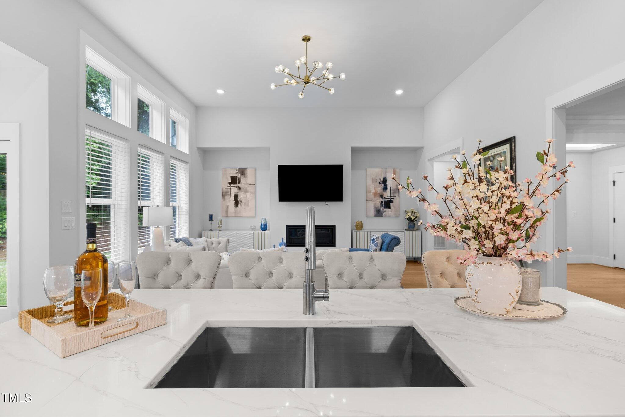 25-web-or-mls-5Z8A7075 - 521 E Nc 54 Highway, Durham, NC 27713, Durham