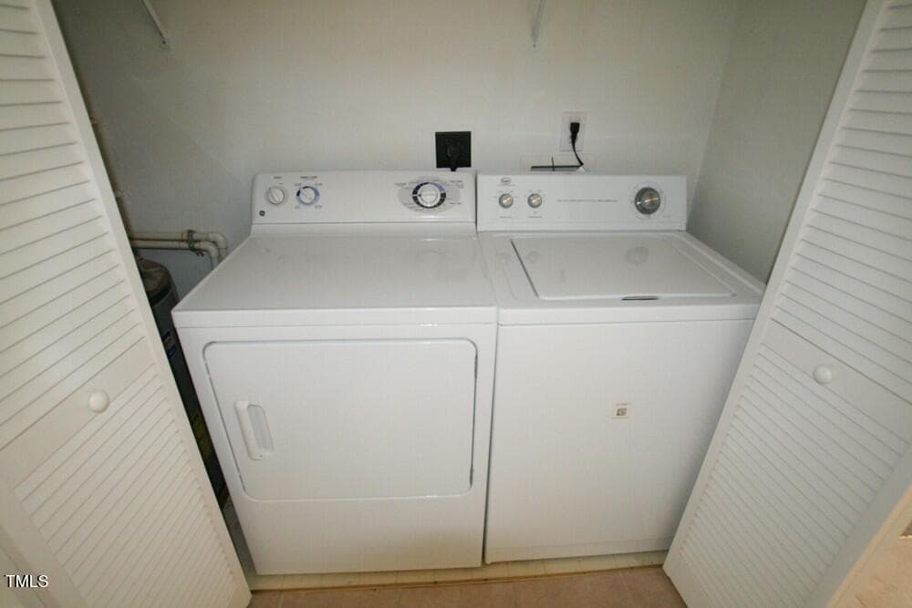 Laundryarea - 1341 Crab Orchard Drive 301, Raleigh, NC 27606