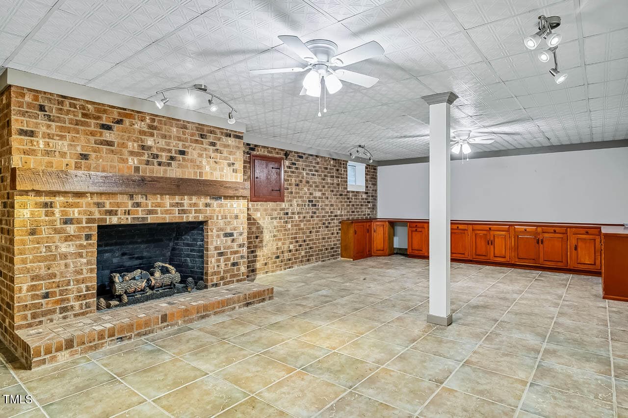 52DogwoodAcresDr-050 - 52 Dogwood Acres Drive, Chapel Hill, NC 27516, Chapel Hill
