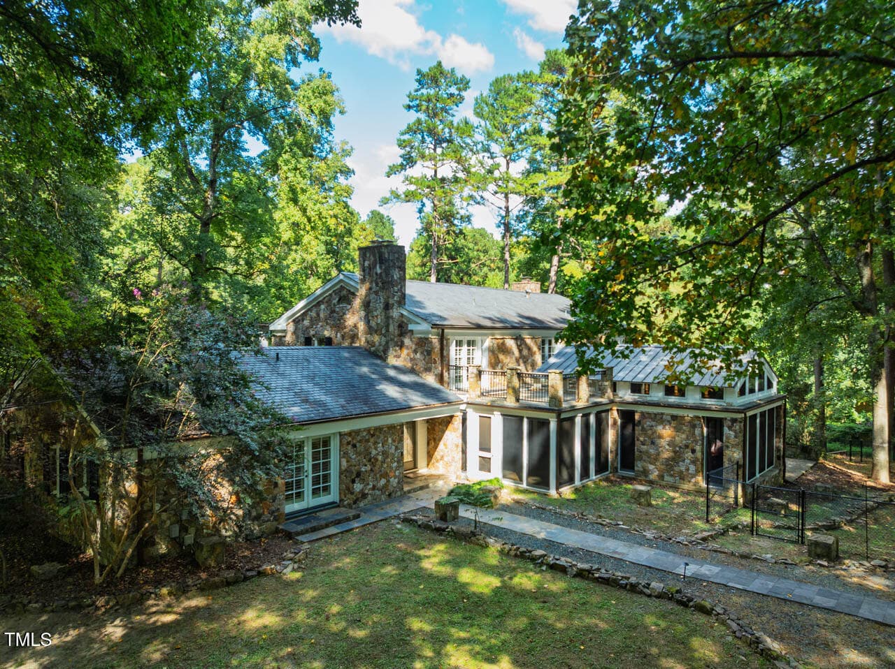 52DogwoodAcresDr-062 - 52 Dogwood Acres Drive, Chapel Hill, NC 27516, Chapel Hill