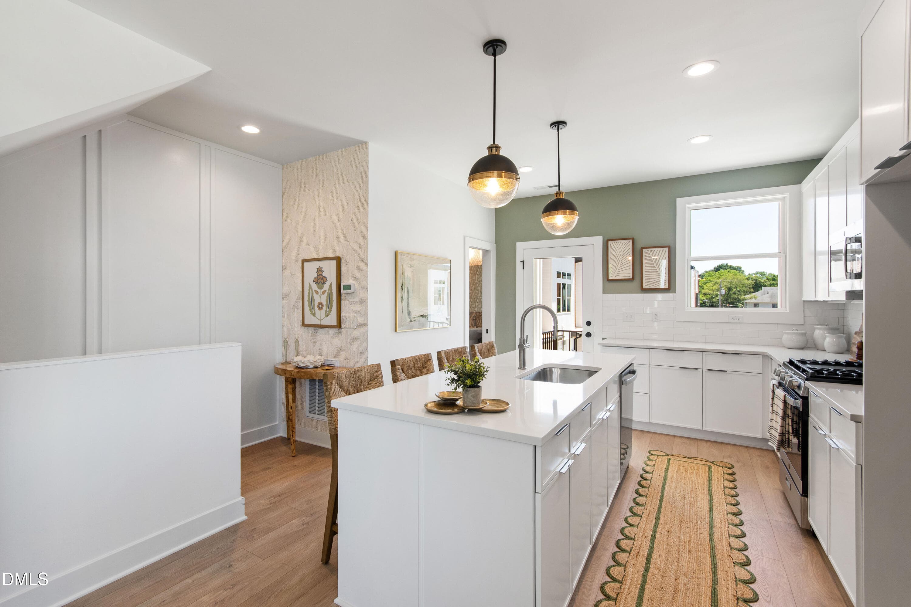 Garner (19) - 1313 Garner Road 102, Raleigh, NC 27610, Raleigh