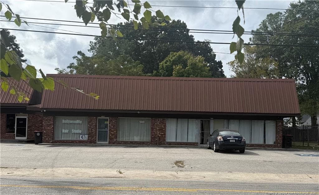 Photo 2 - 314 E 4th Avenue, Red Springs, NC 28377, Red Springs