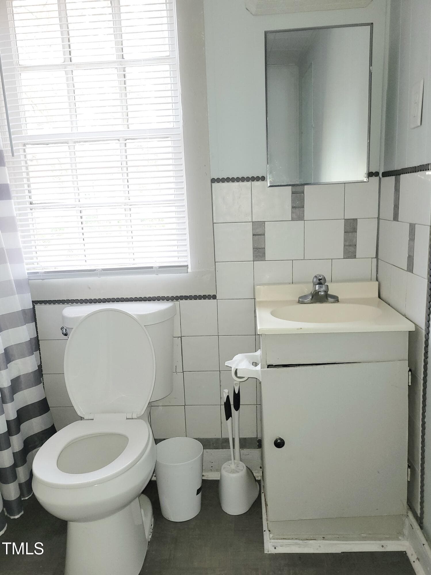 Tile in Bath- 325 B - 325 Ranch Farm Road A - B, Raleigh, NC 27603, Raleigh
