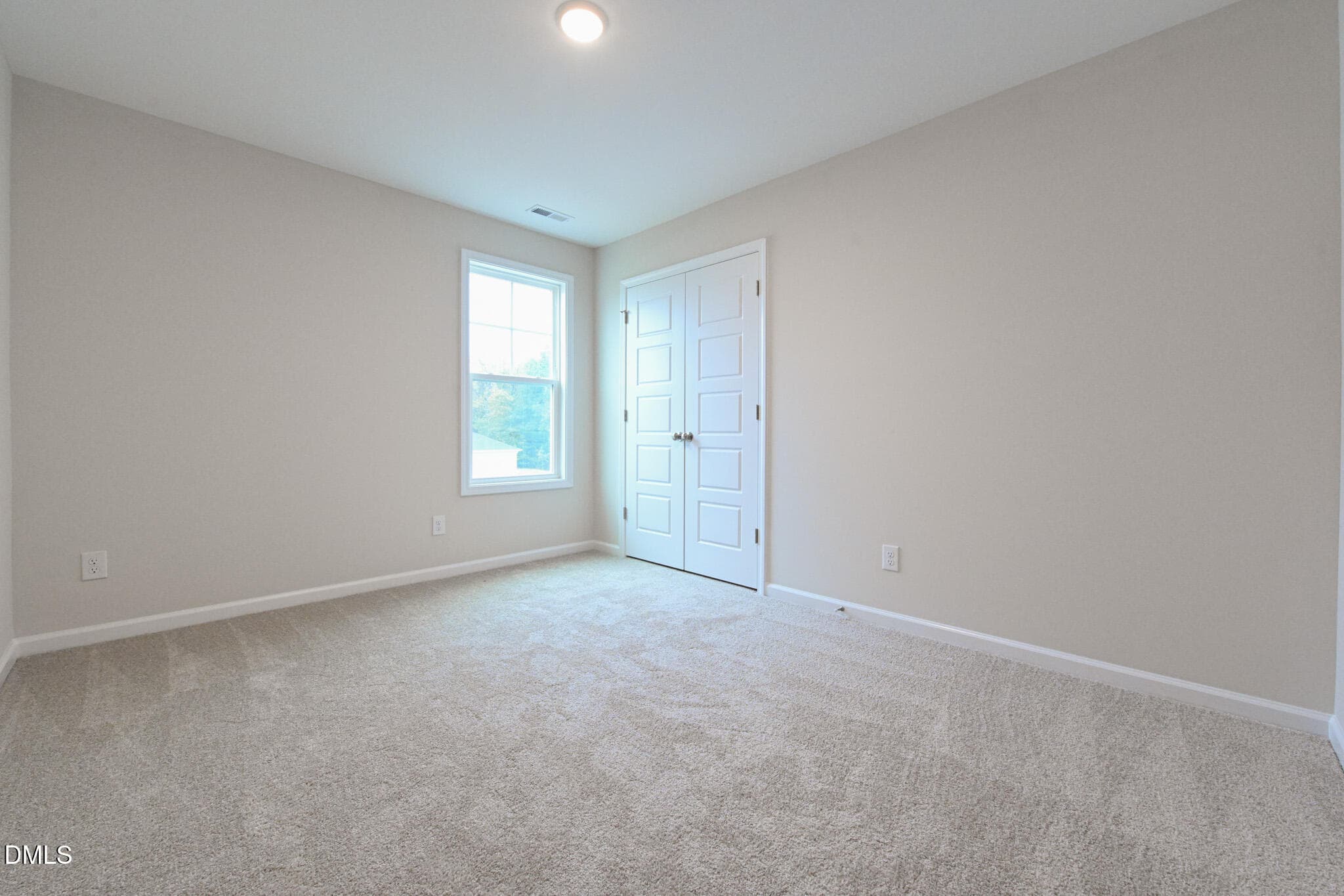 027 - 100 Twin Pines Court, La Grange, NC 28551