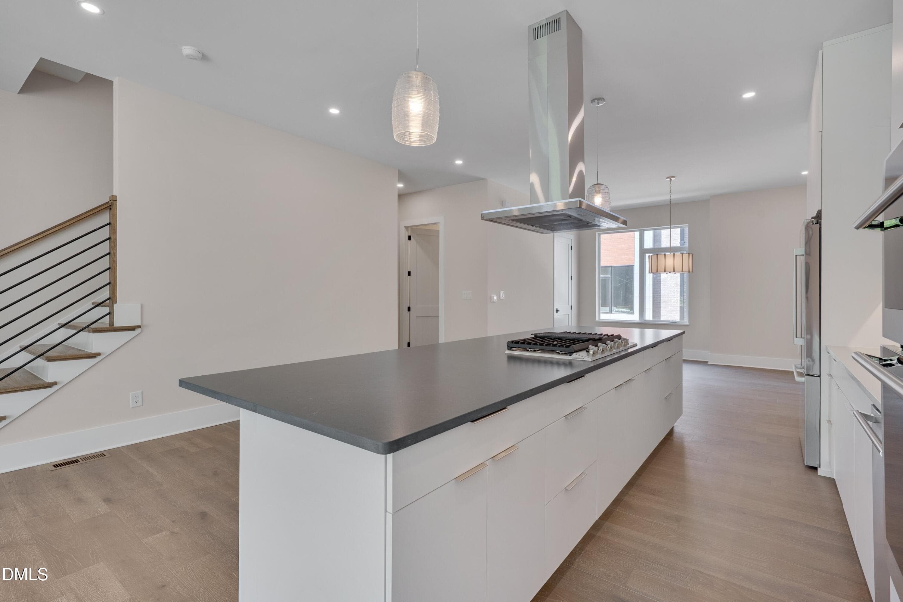 Quartz Counter Tops - 1014 Manor Way, Durham, NC 27701, Durham